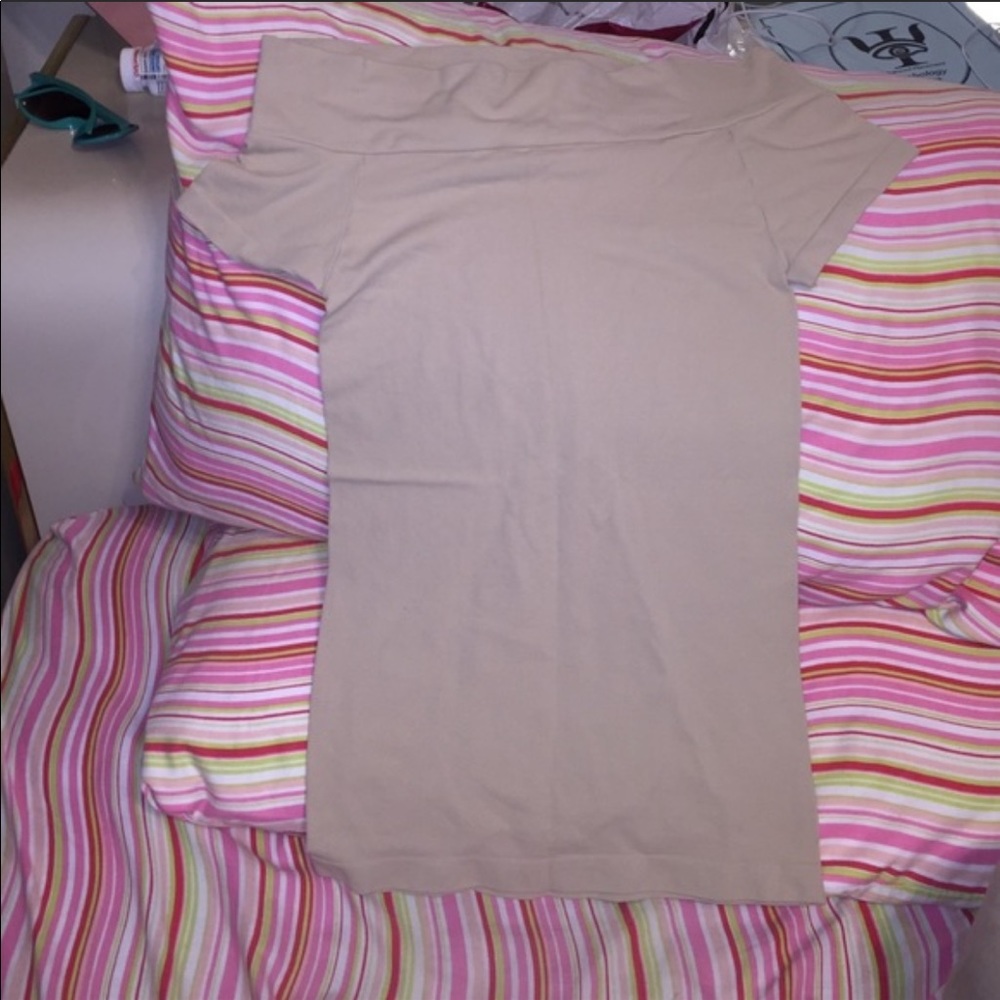 Nude off the shoulder stretch top one size